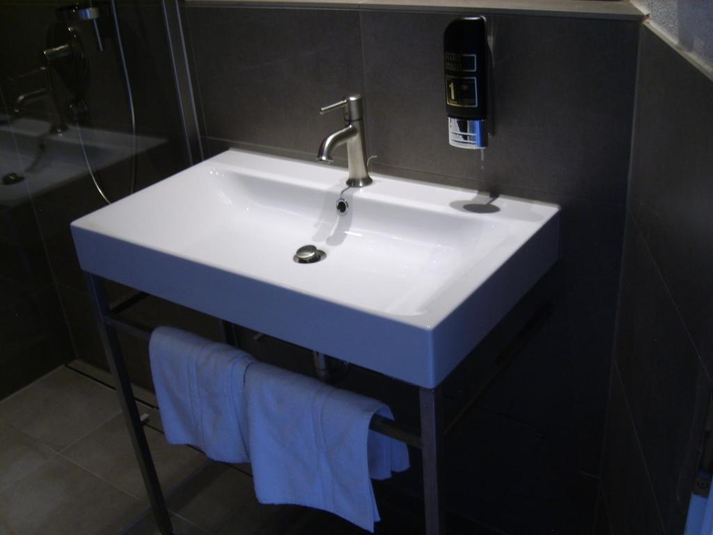 Hotel Schnookeloch ไฮเดลเบิร์ก ห้อง รูปภาพ